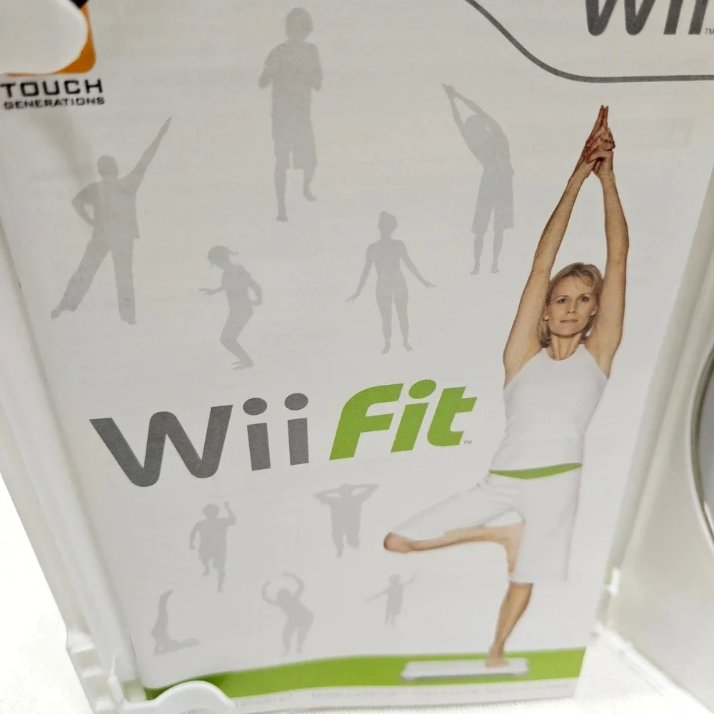 Nintendo Wii Fit‎ Video Game Wii White Green Fitness Yoga Exercise Manual CIB